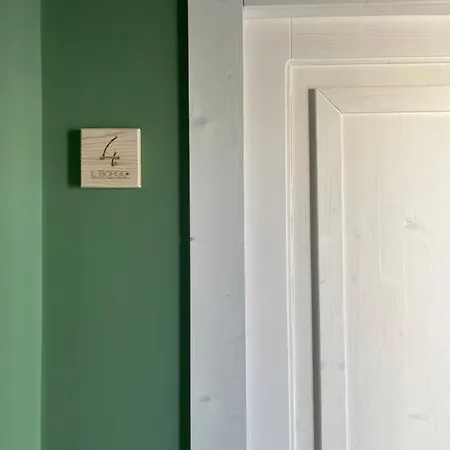 Il Borgo לינה וארוחת בוקר 3*